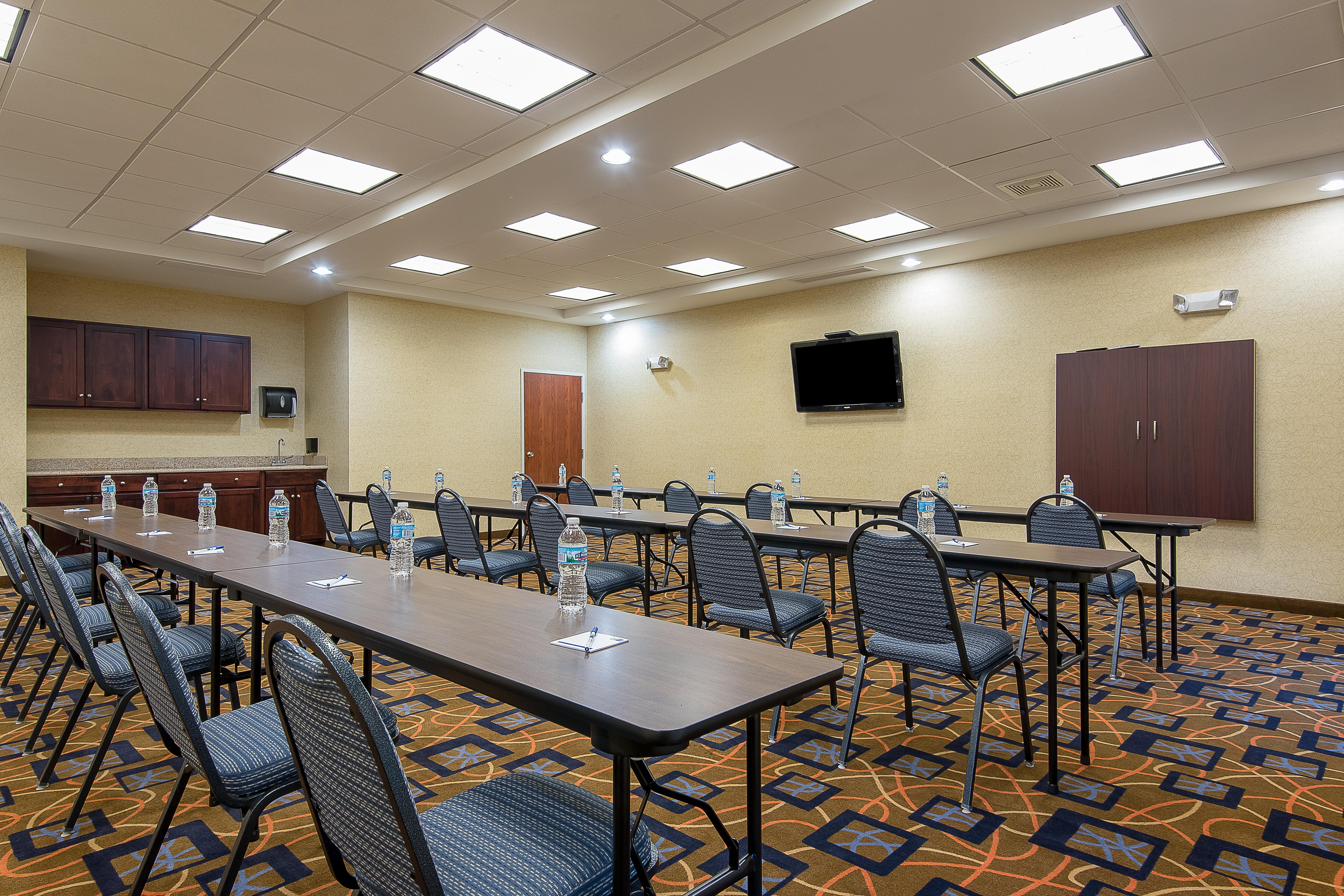 Holiday Inn Express And Suites Lafayette East By Ihg Dış mekan fotoğraf
