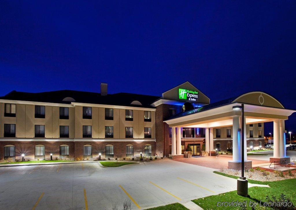 Holiday Inn Express And Suites Lafayette East By Ihg Dış mekan fotoğraf