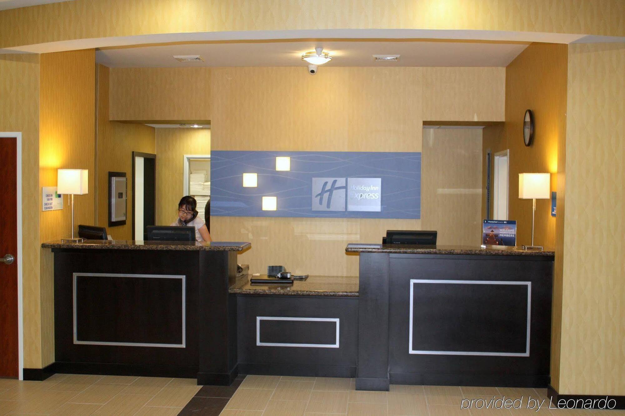 Holiday Inn Express And Suites Lafayette East By Ihg Dış mekan fotoğraf